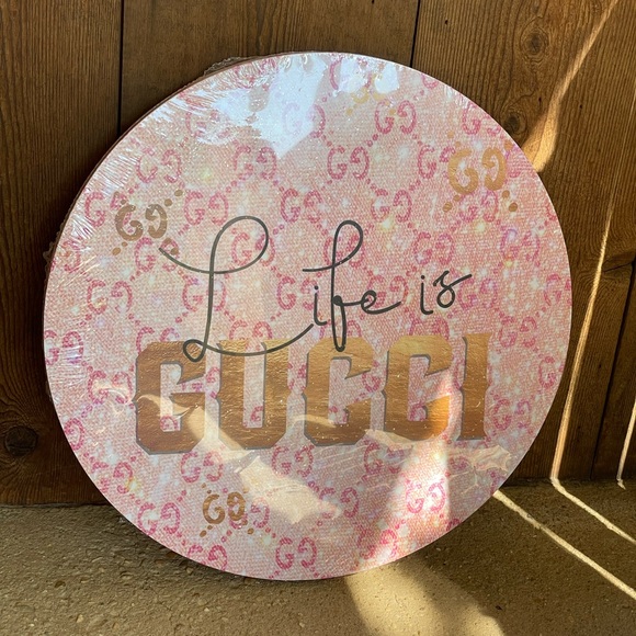 New life is Gucci fashion round wall art 20x20